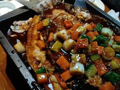 蒜香烤清江鱼-炉鼎记私房菜(总店)