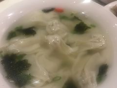 鸡汤鲜肉小馄饨-孔乙己(后海店)