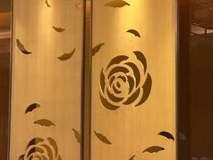 -沁香庭中餐厅·川粤菜(重庆高新假日酒店)