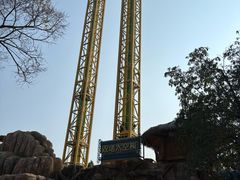 -七彩云南欢乐世界