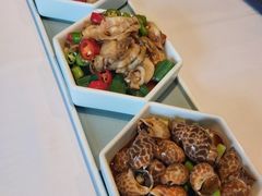 麻辣小海鲜三拼-开海·红岛海鲜虾水饺(石老人店)