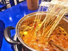 经典锅底-马路边边火锅串串(观前街店)