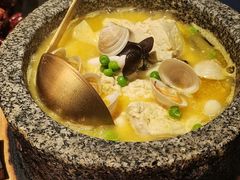 石锅手工豆腐-维园悦谱·海派家常菜(乌鲁木齐南路店)