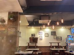 大堂-水碾河刘老大串串香(水碾河路店)