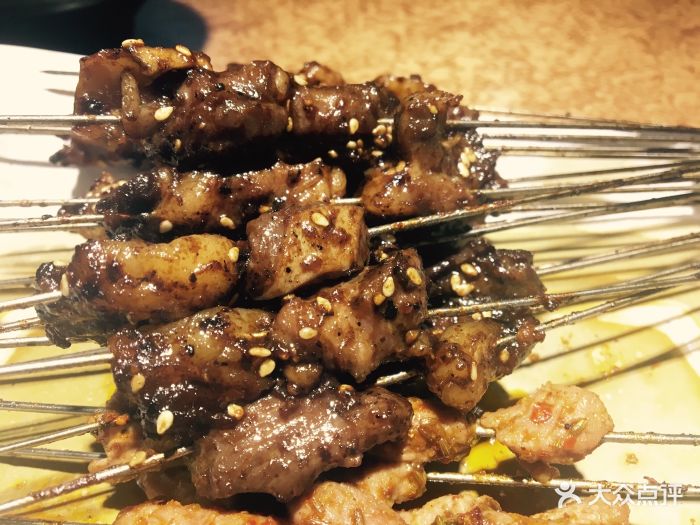 阿琪海鲜烧烤(铁路局店)黑胡椒烤肉图片 - 第1张