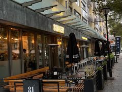 露天位-81BAKERY(大学路店)