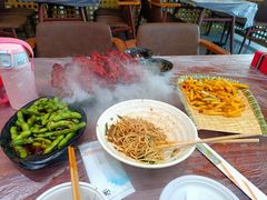 -肥肥虾庄·金牌油焖大虾(汉口城市广场店)