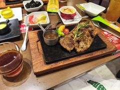-豪客来牛排(空港华联店)