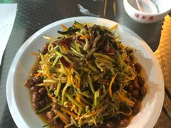 -胖太太四川麻辣排骨串(镇江路分店)
