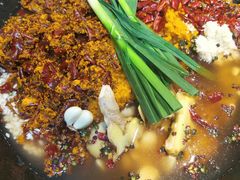 -周幺妹重庆老火锅(银泰城总店)