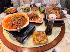 -老街烧烤大排档·地道湖北菜·龙虾馆(汉口火车站店)