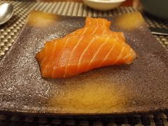 三文鱼-月色西餐厅·海鲜刺身·烧烤(科学城保利郡雅酒店)