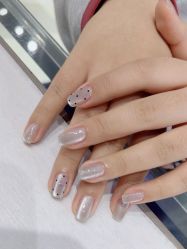 -艾珂·美甲美睫