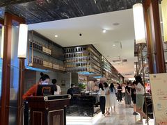 -东方红海鲜百汇(国际大厦店)