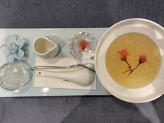 -燕庭·纯燕窝·甜品下午茶(南京西路店)