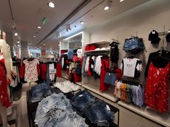 -H&M(天一广场店)