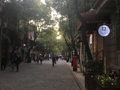 -黎黄陂路街头博物馆