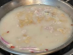 -老来福·非遗酸汤兔(凯旋路店)
