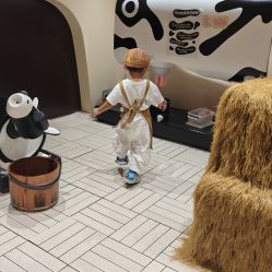 -奈尔宝·国风主题儿童乐园·亲子餐厅(豫园商城店)