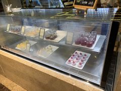 -大中华希尔顿酒店-念自助餐·嗨啤·小龙虾