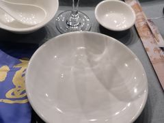 -新丁香海鲜主题餐厅(现代花园店)
