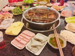 -邓莽子老火锅(中兴路总店)