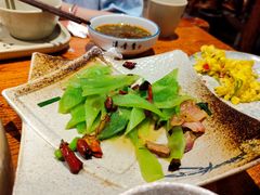 -滇香肴·云南菜蒸汽石锅鱼(云南北路店)