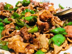 -费大厨辣椒炒肉(高铁吾悦广场店)
