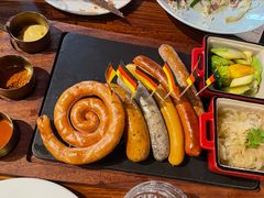 香肠拼盘-1886德国汽车餐厅(外滩中央店)