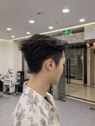 -HAIR HERE造型