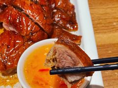 薄脆的外皮-先记烧鹅王·本地粤菜(福永店)
