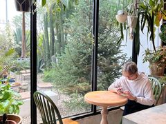 -自由生长植物工作室(深港花卉中心店)