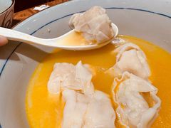 金汤黄鱼馄饨-蟹黄鱼·深夜面馆(巨鹿路店)