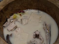 -云荷里·蒸汽石锅鱼·云南菜(中发百旺店)