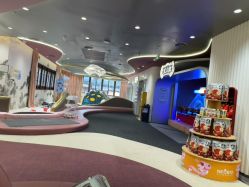 -奈尔宝·国风主题儿童乐园·亲子餐厅(豫园商城店)