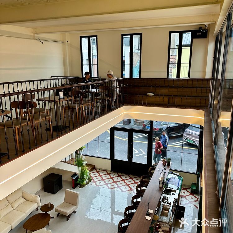 杭州新开！！很美式！！很chil!!