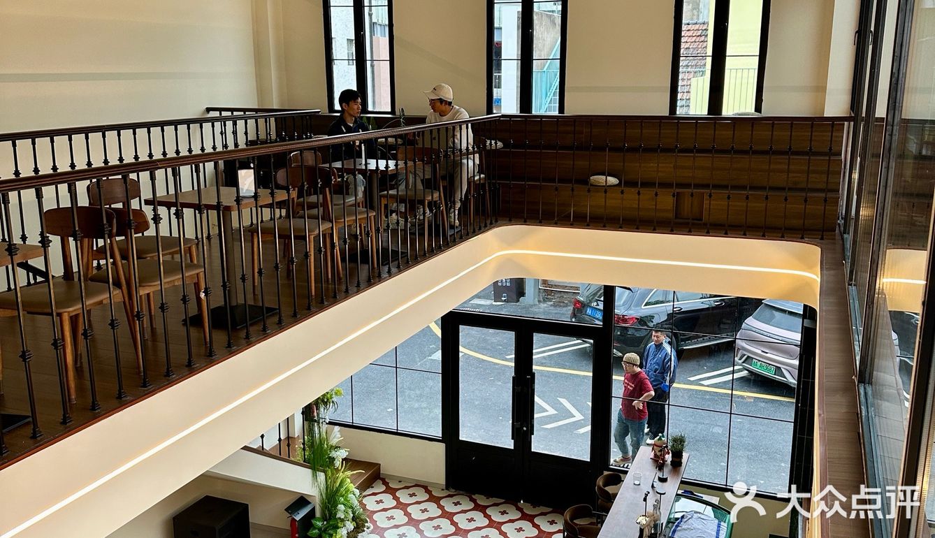 杭州新开！！很美式！！很chil!!