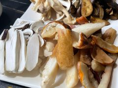 -野菌皇海景野生菌火锅(滨海大道店)
