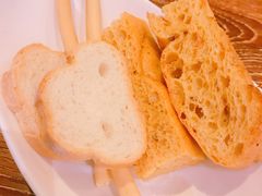 餐前面包-安妮意大利餐厅(世贸天阶店)