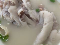 -雷祖芳老妈蹄花店