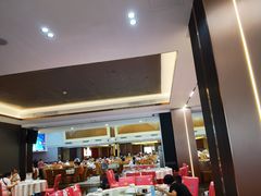 -东豪园林海鲜酒家(南港路辅路店)