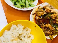 -六和餐饮(东城根店)