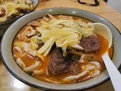 老酸菜牛肋条面-阿彬生炒牛肉面(解放路店)
