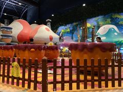 -蓝精灵乐园·世茂精灵之城主题乐园