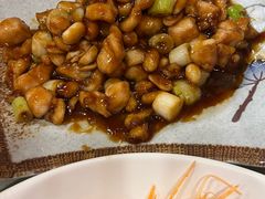 -鑫巴蜀小镇 · 水煮鱼专研店(玉桥店)