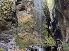 -龙水峡地缝景区