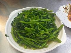 -兴记菜馆