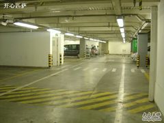 -宜家家居（上海徐汇商场店）-停车场