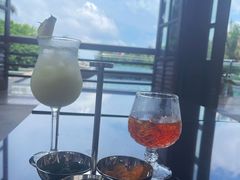 -亚龙湾喜来登·美景台大堂吧