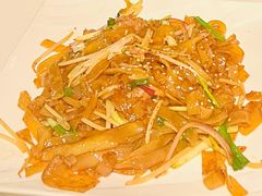 干炒牛河-十六台·经典广东菜(德外大街店)